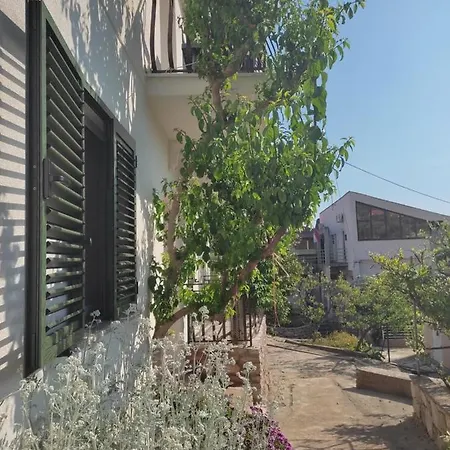 Nikola Casa de hóspedes 3*
