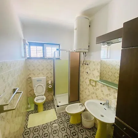 Nikola Casa de hóspedes Božava
