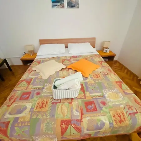 Nikola Casa de hóspedes Božava