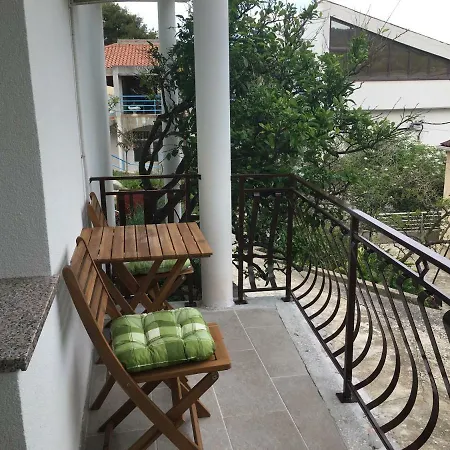 Casa de hóspedes Nikola 3*