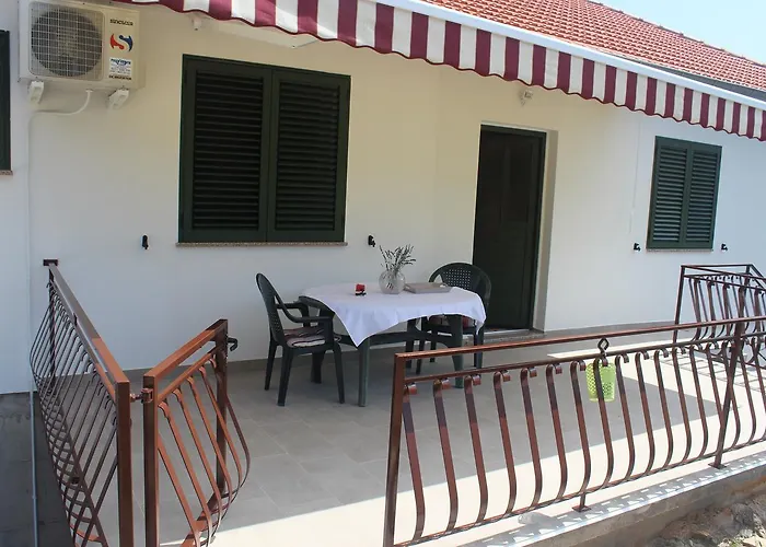 Nikola Accommodation Božava