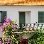 بيت ضيافة Nikola Accommodation