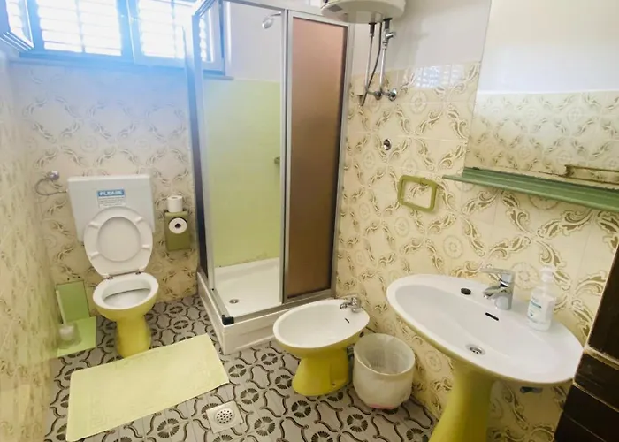 Nikola Accommodation Gasthuis 3*