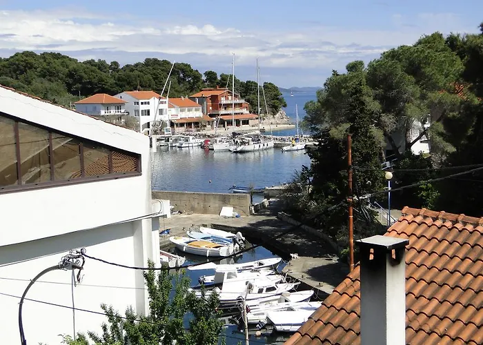 Gasthuis Nikola Accommodation Božava